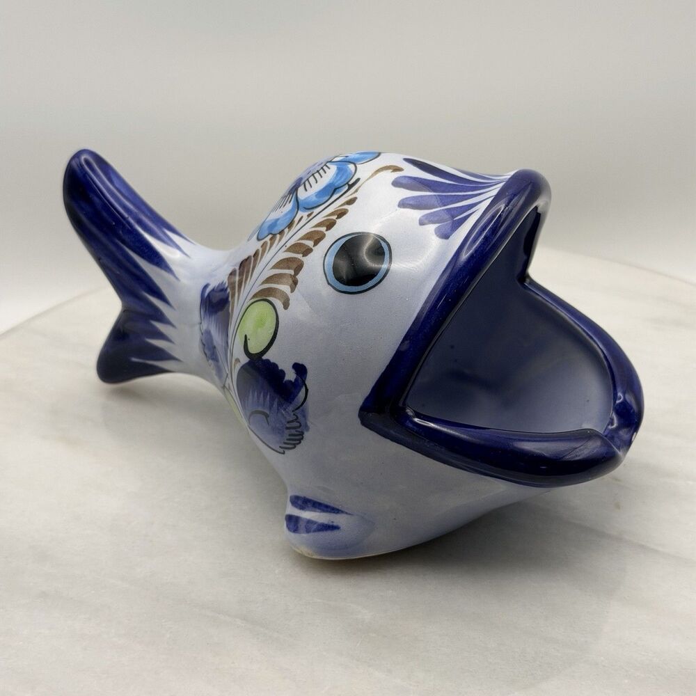 Puerto Vallarta Mexico Ceramic Fish Ashtray Hand Painted Blue Folk Art 7"